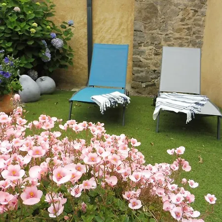 Du Guebriand *
